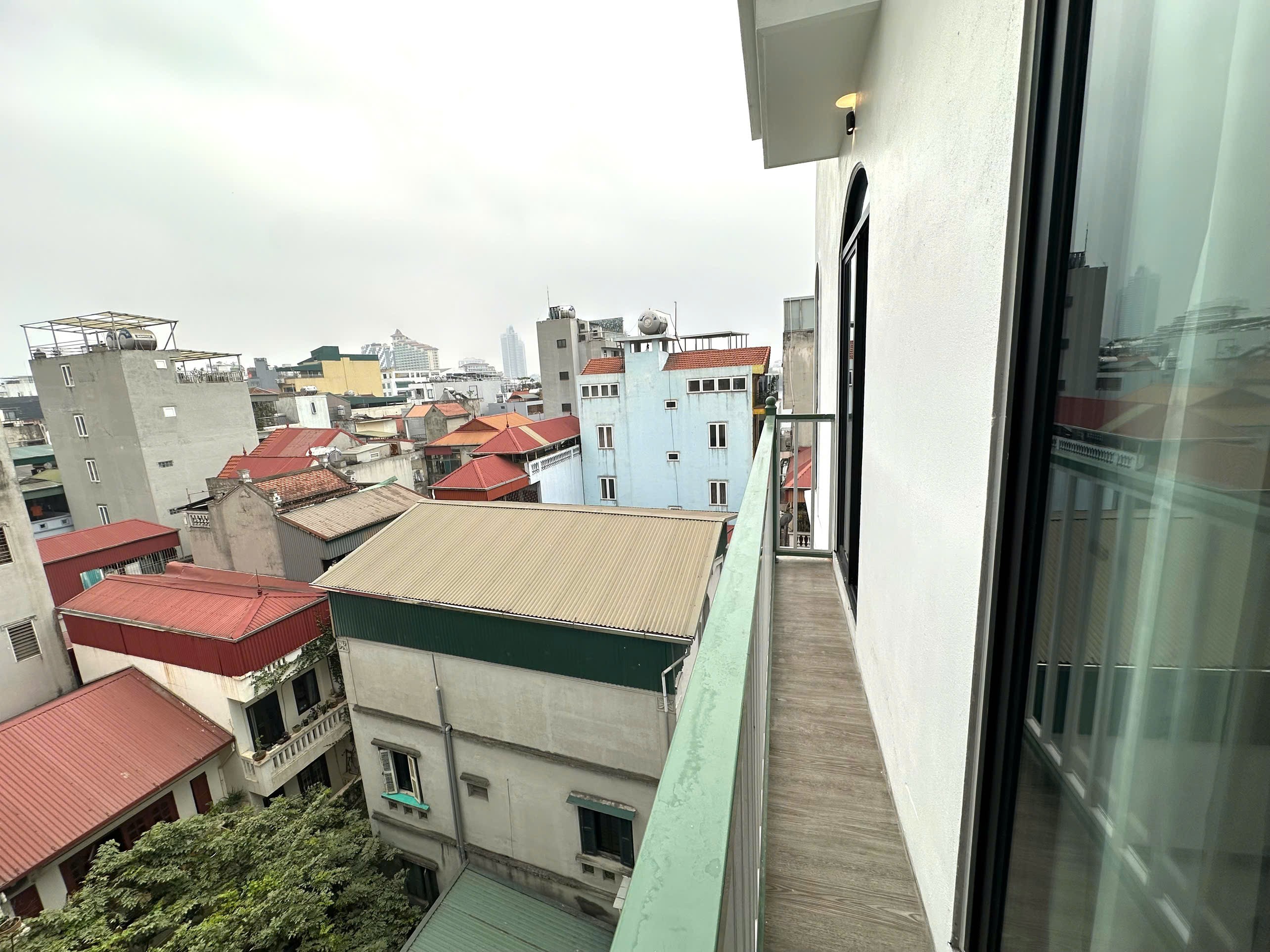 Cần bán Nhà mặt tiền đường Ven Hồ, Phường Yên Phụ, Diện tích 120m², Giá 50 Tỷ