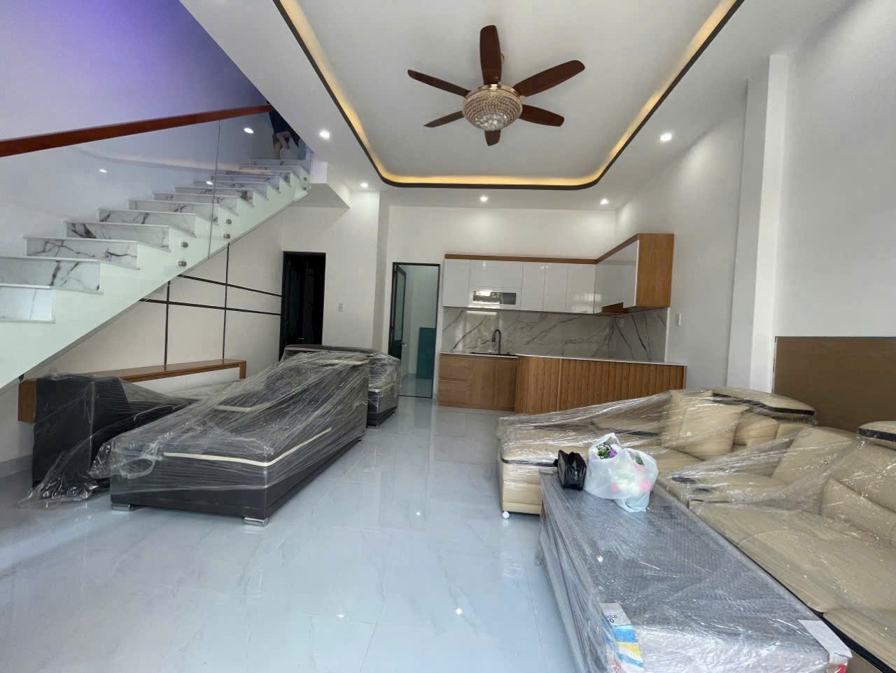BÁN CĂN NHÀ MỚI XÂY HOÀN CÔNG FULL NỘI THẤT- TRUNG TÂM XÃ DIÊN TOÀN GIÁ CHỈ 2TY2 3