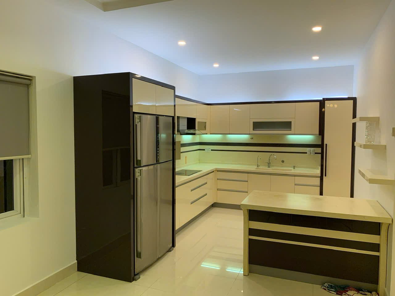 Cho thuê Biệt thự Phường Phú Hữu, Quận 9, Diện tích 136m², Giá 27 Triệu/tháng