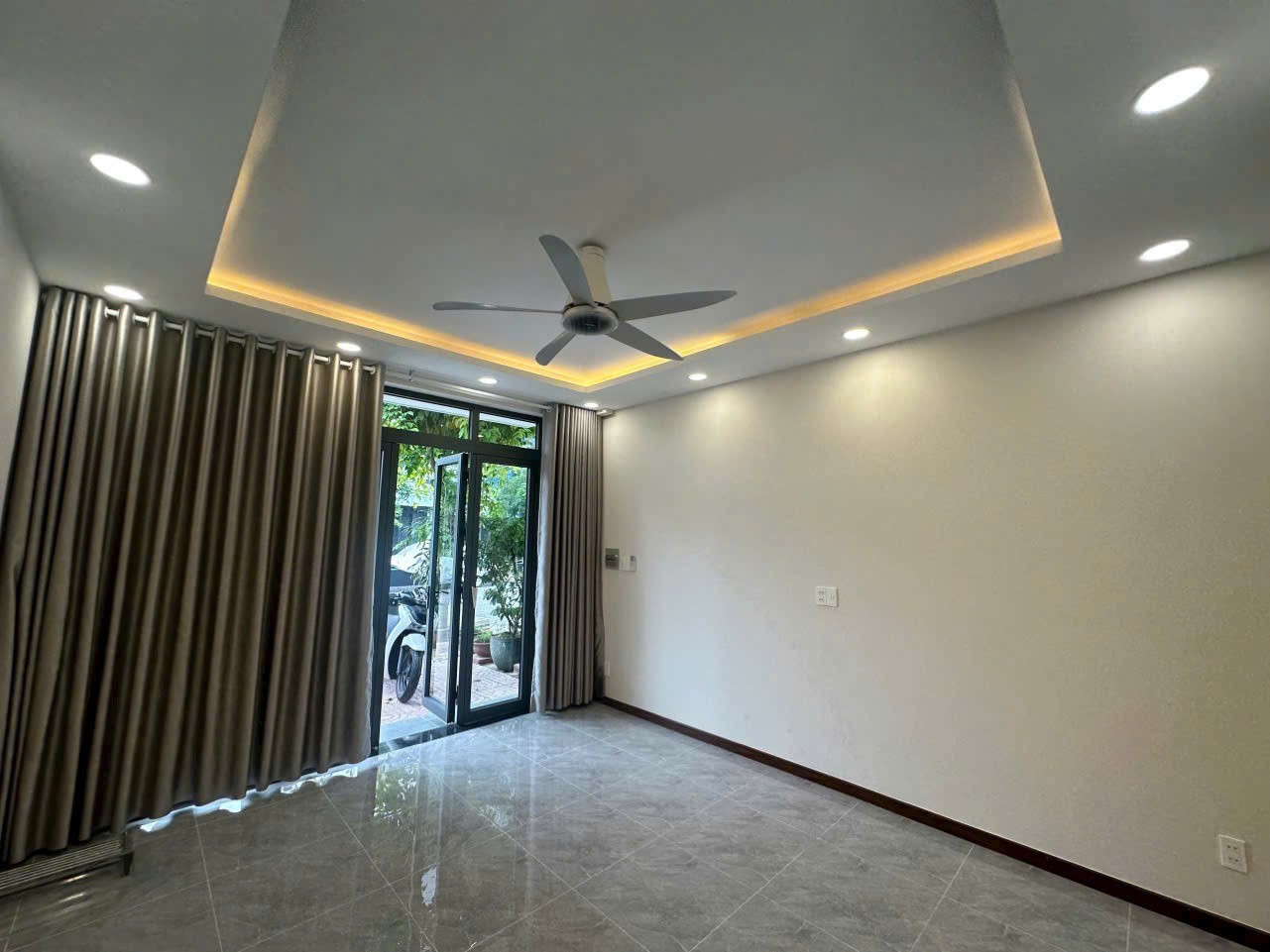 Cần bán Nhà mặt tiền Phường Phước Bình, Quận 9, Diện tích 87m², Giá 8.6 Tỷ