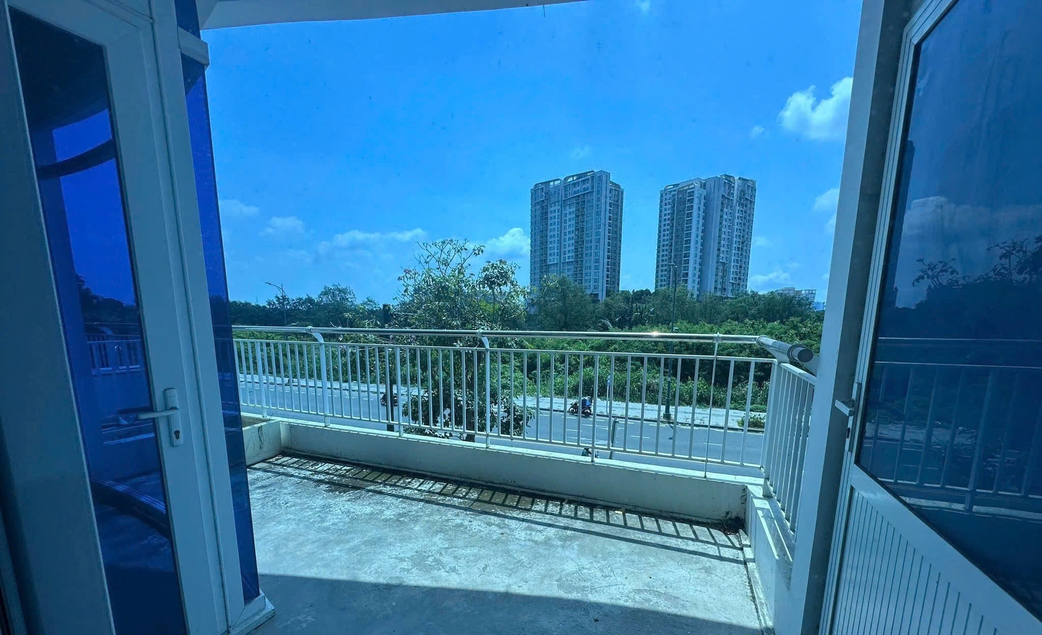 Cho thuê Nhà mặt tiền Quận 2, Hồ Chí Minh, Diện tích 140m², Giá 170 Triệu/tháng 5