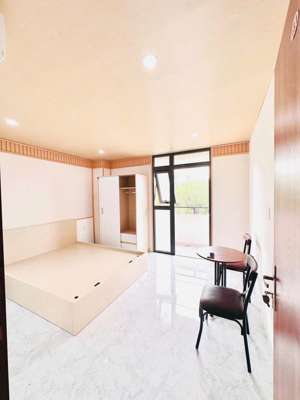Cần bán Nhà mặt tiền Phường Phước Long A, Quận 9, Diện tích 262m², Giá 19.9 Tỷ 6