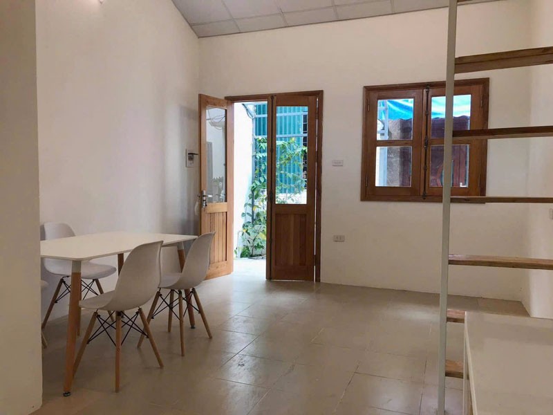 Cần bán 35,5m2 nhà C4, tổ 1 Phúc Lợi. Cách 30m ra đường Đê Vàng, ô tô đỗ tránh thoải mái 3