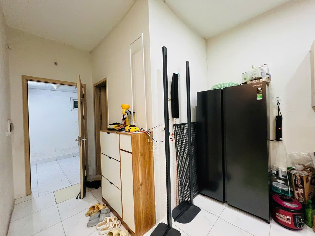 Chính chủ bán căn hộ góc 3 phòng ngủ – View hồ Sen – Full nội thất mới tại KĐT Thanh Hà Cienco 5 2