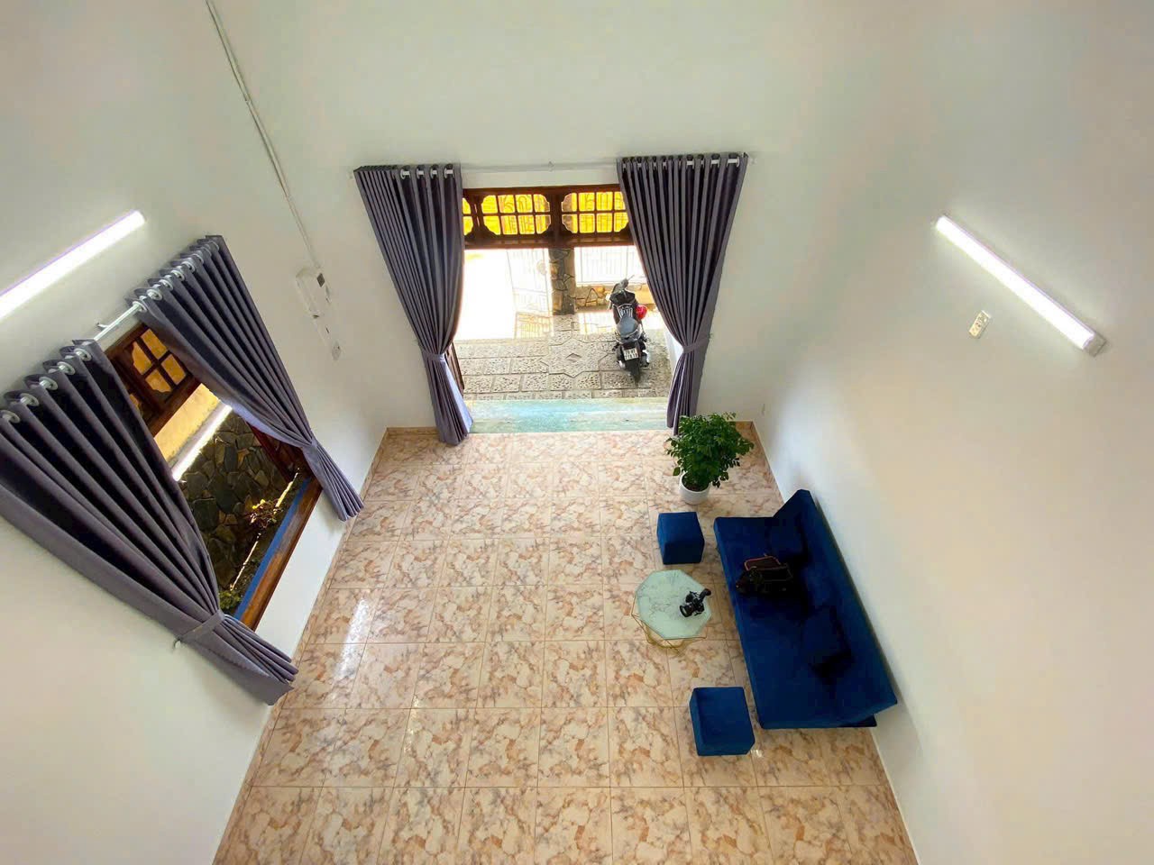 Bán nhà đường Cây Duối- Diên An cách đường 23/10 chỉ 50m. Nhà mặt tiền phù hợp kinh doanh buôn bán 3