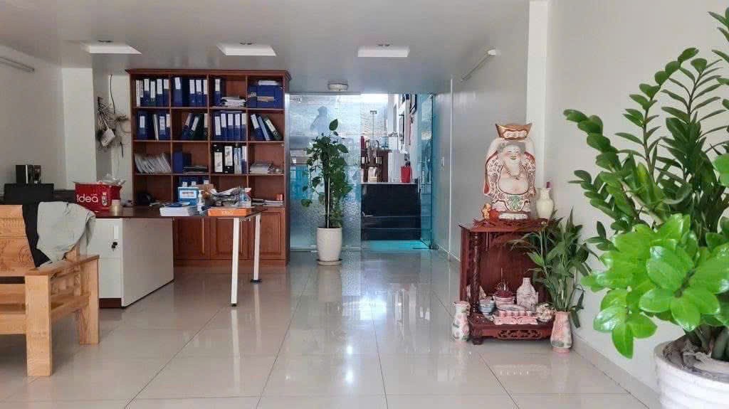Cần bán Nhà mặt tiền Phường Phước Long B, Quận 9, Diện tích 135m², Giá 018 Tỷ 5