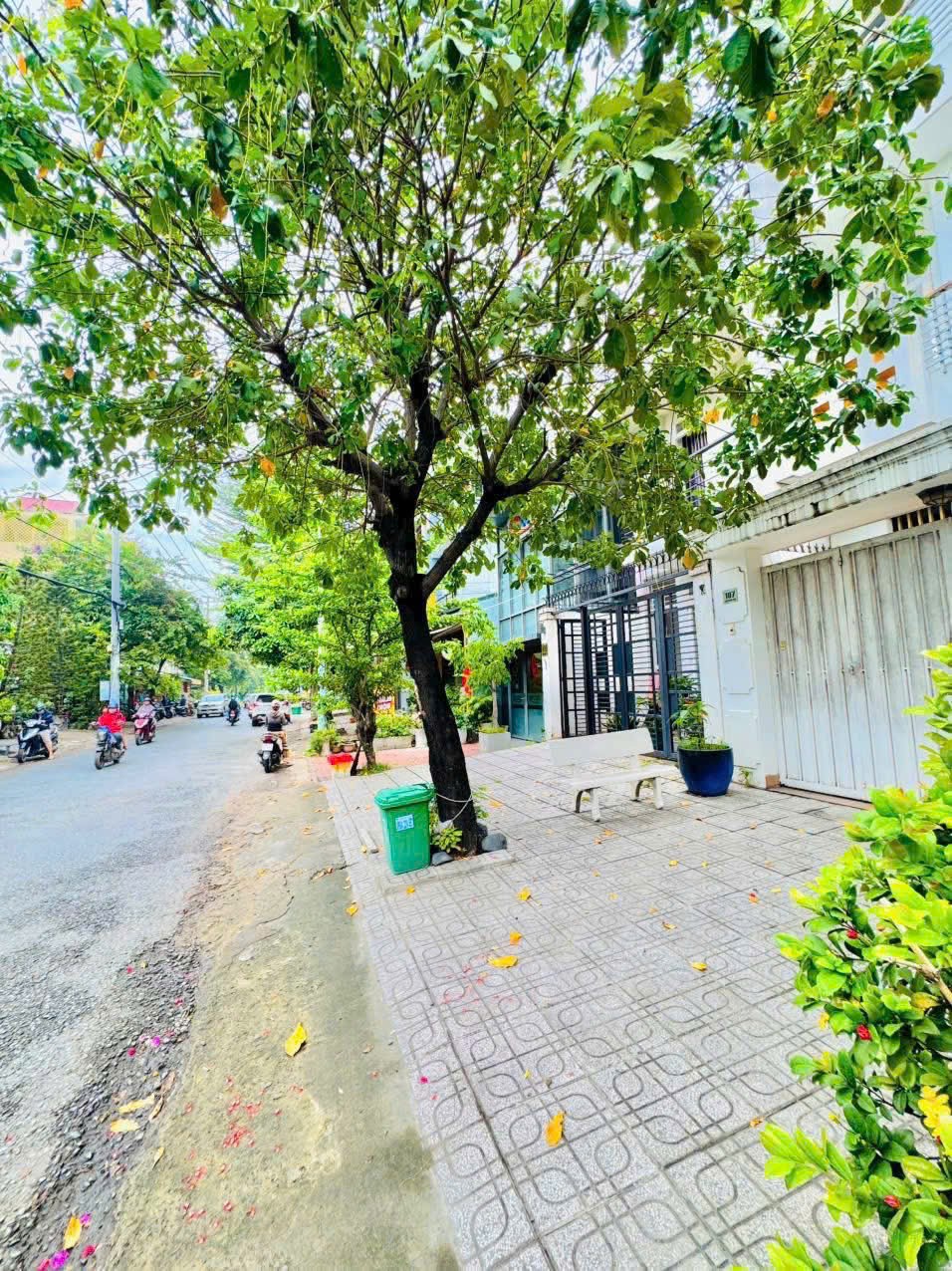 Cần bán Nhà mặt tiền Phường Phước Long B, Quận 9, Diện tích 135m², Giá 018 Tỷ 2