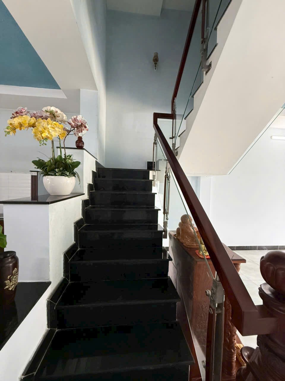Cần bán Nhà mặt tiền Phường Dĩ An, Dĩ An, Diện tích 100m², Giá 07.5 Tỷ 2