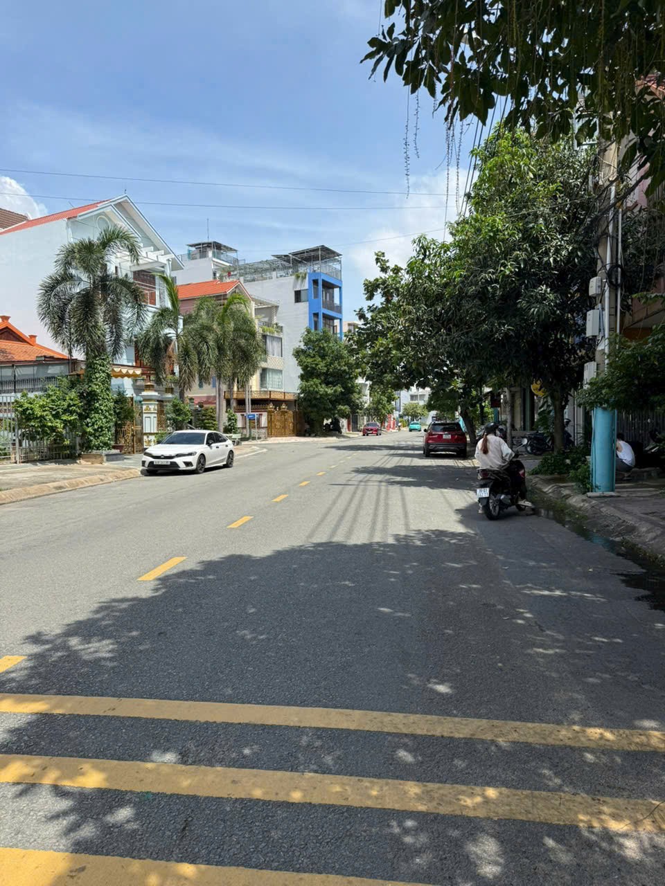 Cần bán Nhà mặt tiền Phường Dĩ An, Dĩ An, Diện tích 100m², Giá 07.5 Tỷ 8