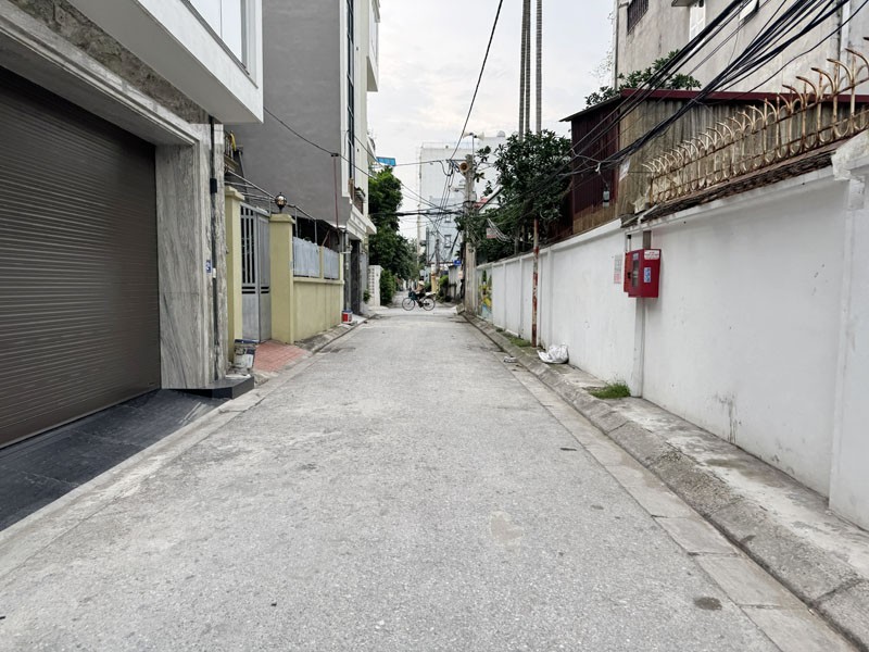 Đất Đẹp Kẻ Tạnh, Giang Biên 43,7m2 - Ô Tô vào, bên hông có khe thoáng, sát chợ & trường học 5