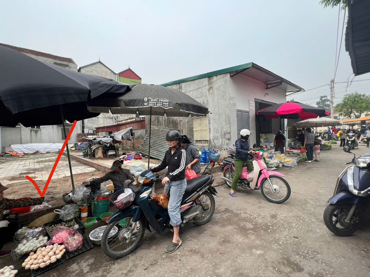 Bán 80m đất, 2 mặt thoáng, trung tâm chợ Chi Đông - mặt tiền kinh doanh đắc địa. 2