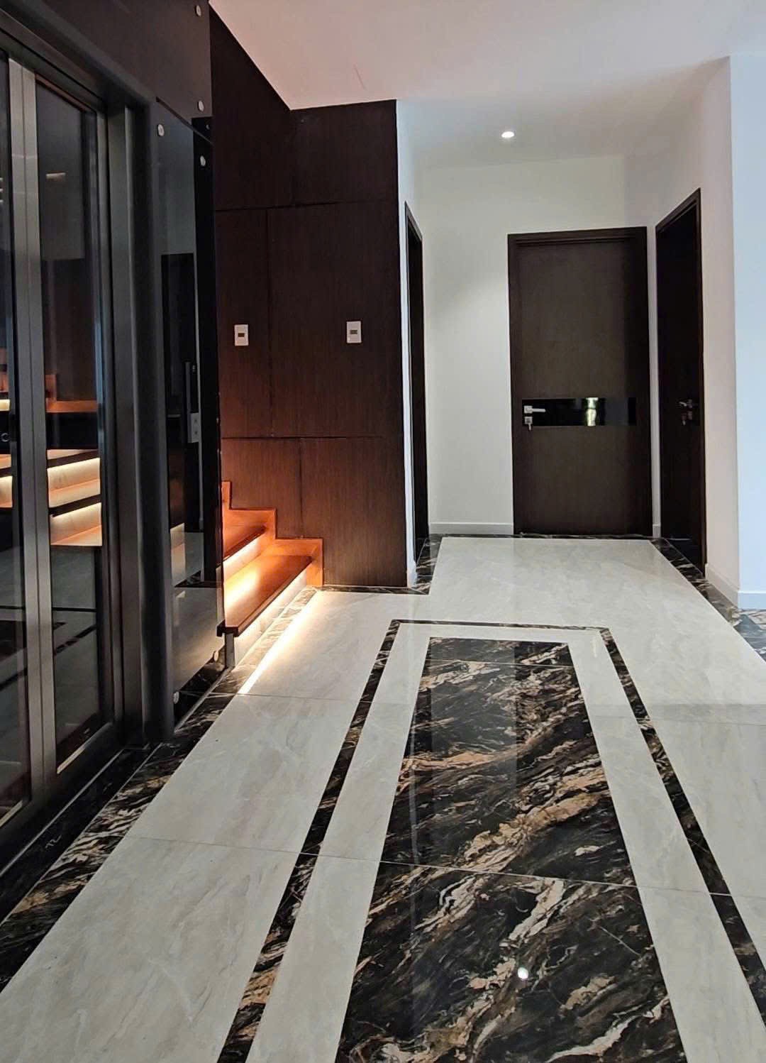 Cho thuê Biệt thự Phường Thủ Thiêm, Quận 2, Diện tích 321m², Giá 260 Tỷ