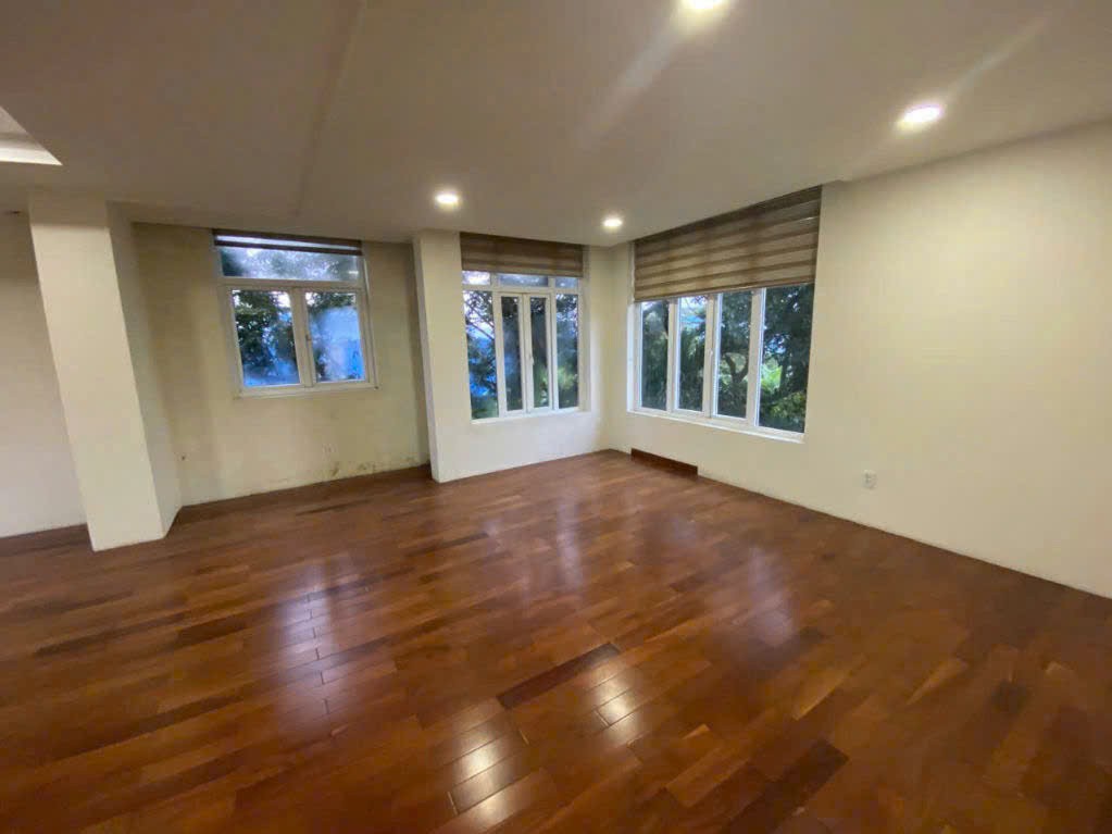 Cần bán Biệt thự Phường Phước Long B, Quận 9, Diện tích 470m², Giá 040 Tỷ 6
