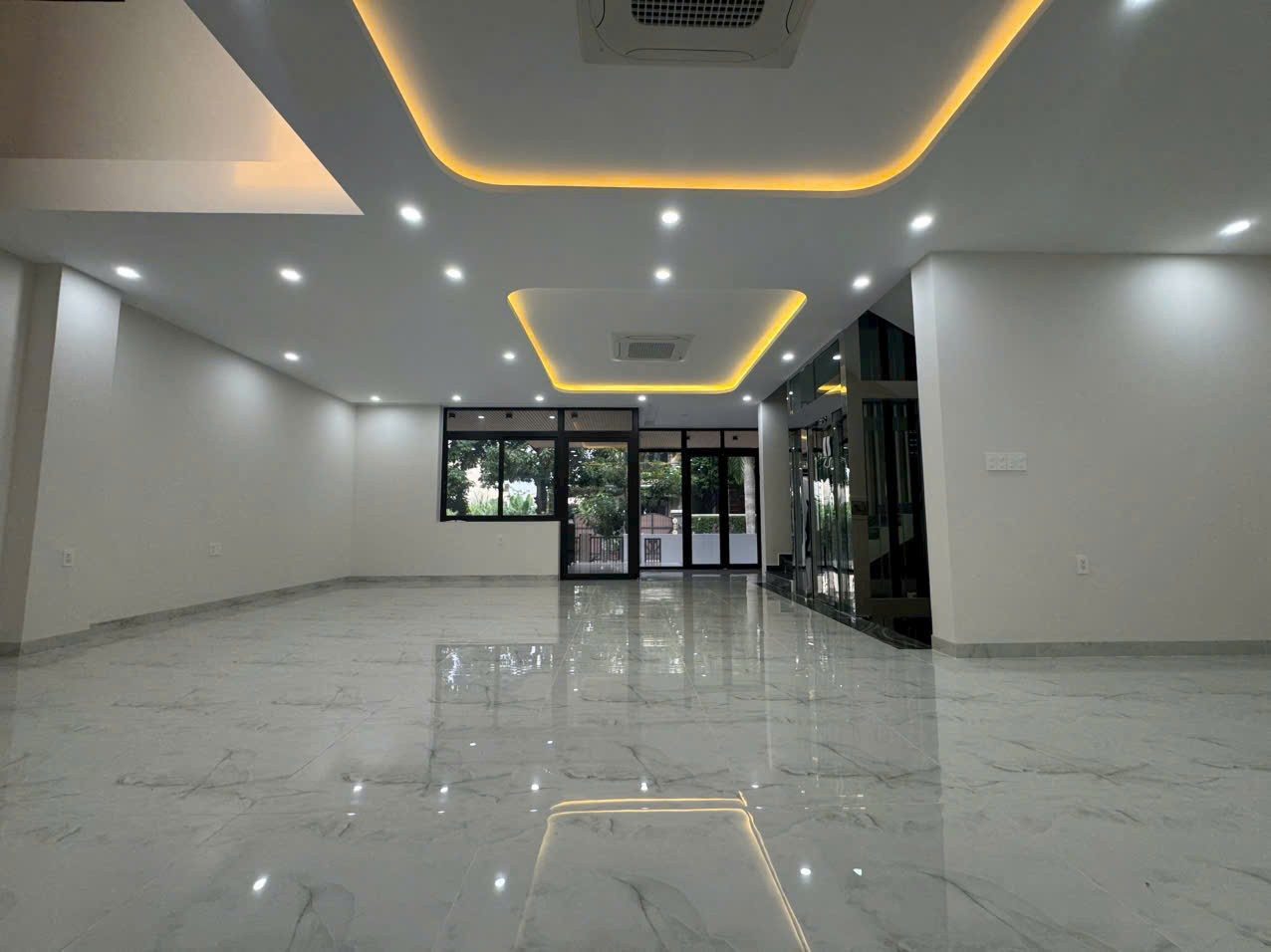 Cần bán Nhà mặt tiền Phường Thạnh Mỹ Lợi, Quận 2, Diện tích 180m², Giá Thương lượng 4