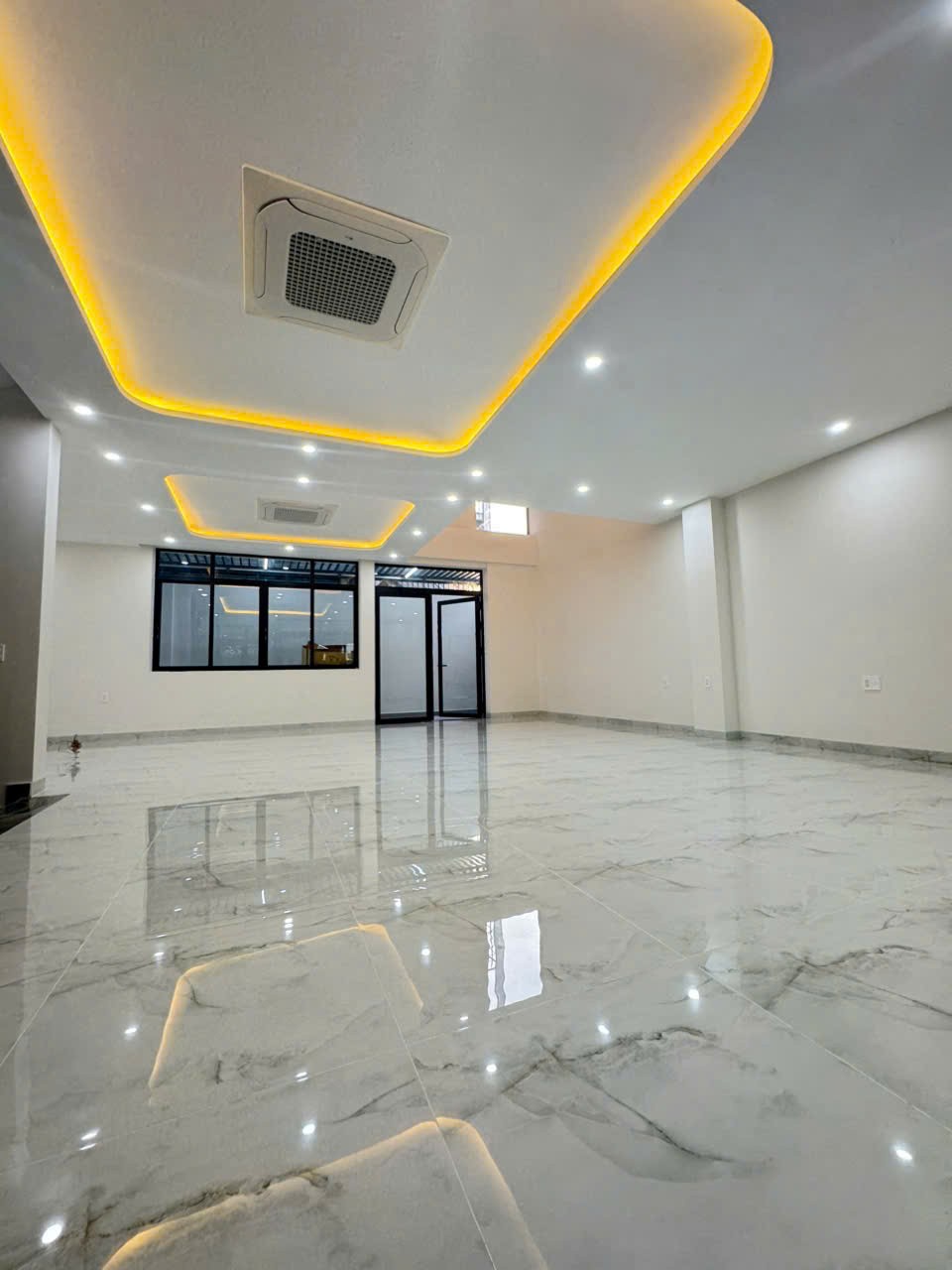 Cần bán Nhà mặt tiền Phường Thạnh Mỹ Lợi, Quận 2, Diện tích 180m², Giá Thương lượng 6