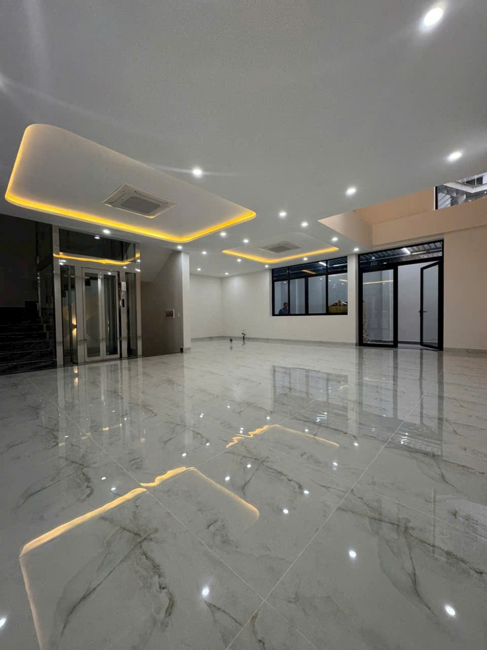 Cần bán Nhà mặt tiền Phường Thạnh Mỹ Lợi, Quận 2, Diện tích 180m², Giá Thương lượng 7