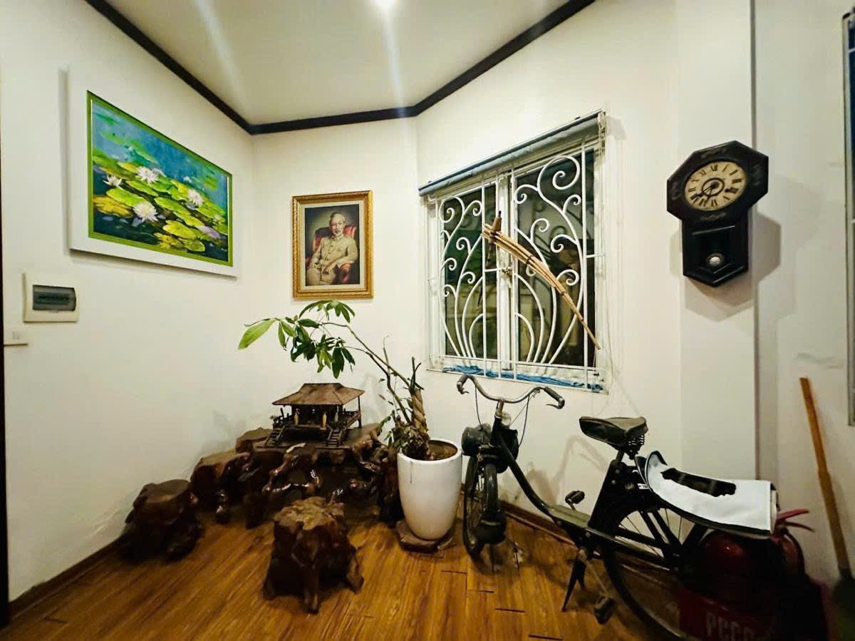 Cần bán Nhà mặt tiền đường Lạc Long Quân, Phường Nhật Tân, Diện tích 110m², Giá 33 Tỷ 15