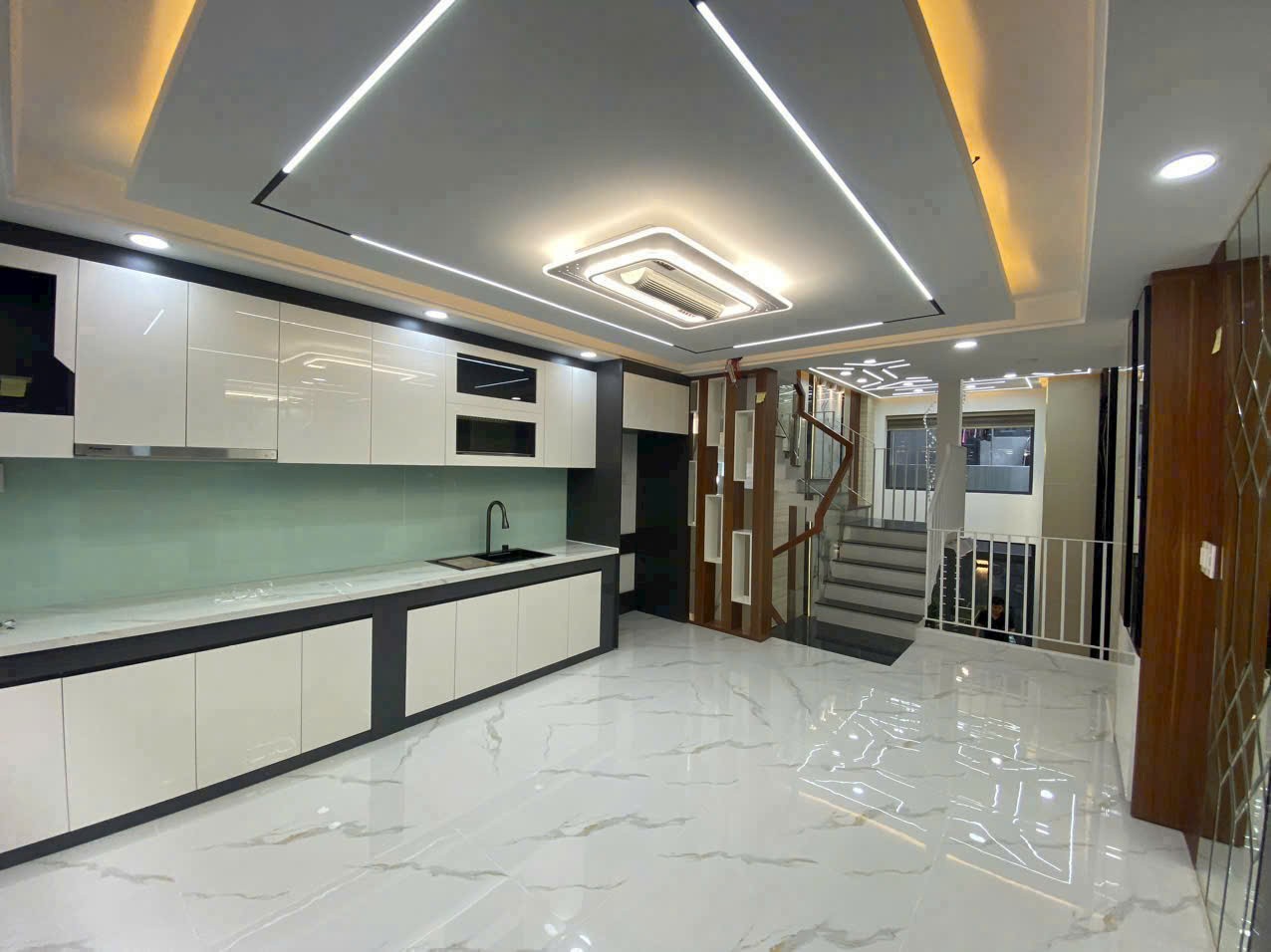 Nhà đẹp KDC Vĩnh Lộc, Bình Hưng Hòa B dt 52m2 2 lầu 4pn 5wc giá 6,3 tỷ 6
