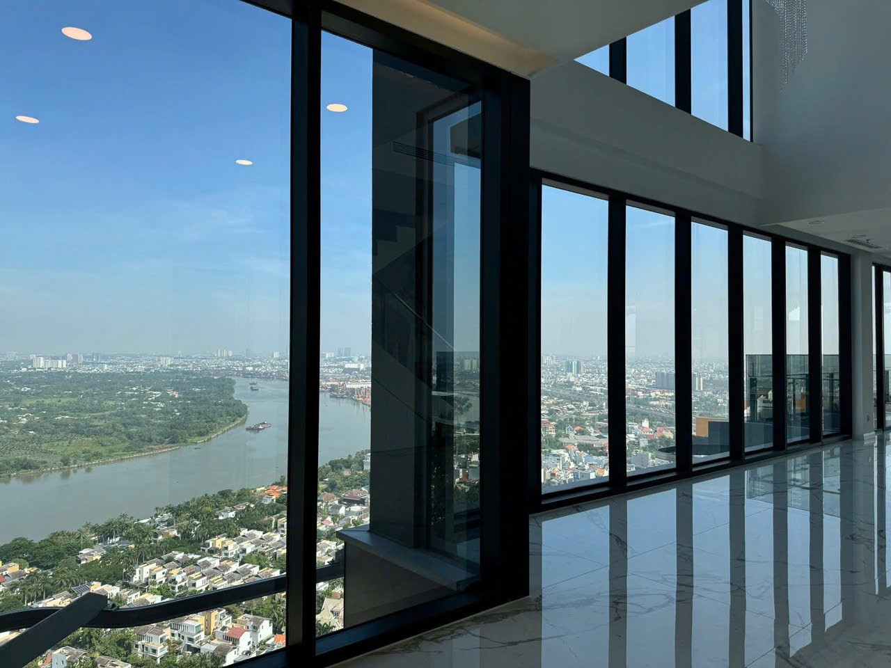 Cho thuê Căn hộ chung cư Phường Thảo Điền, Quận 2, Diện tích 350m², Giá Thương lượng 10