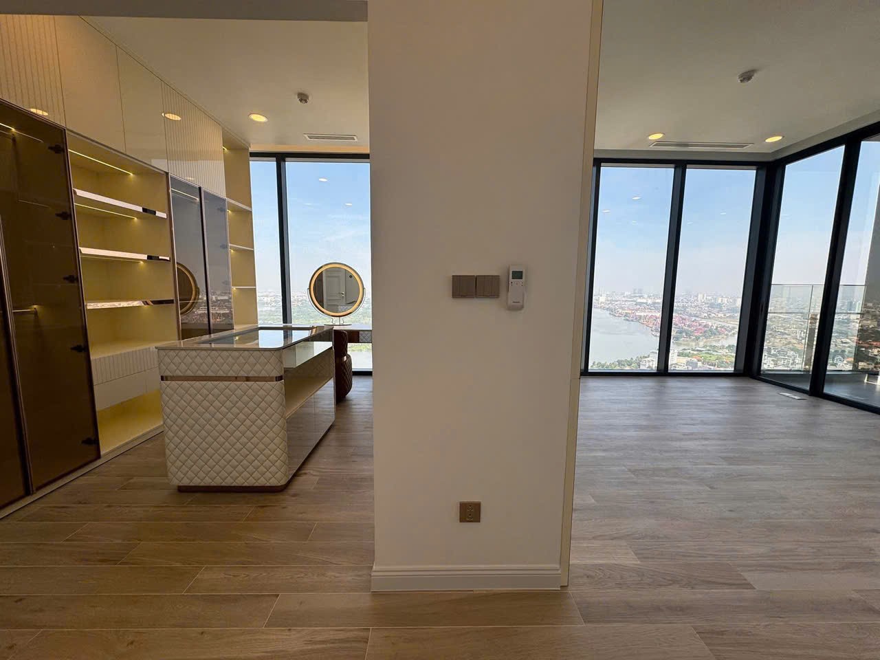 Cho thuê Căn hộ chung cư Phường Thảo Điền, Quận 2, Diện tích 350m², Giá Thương lượng 4