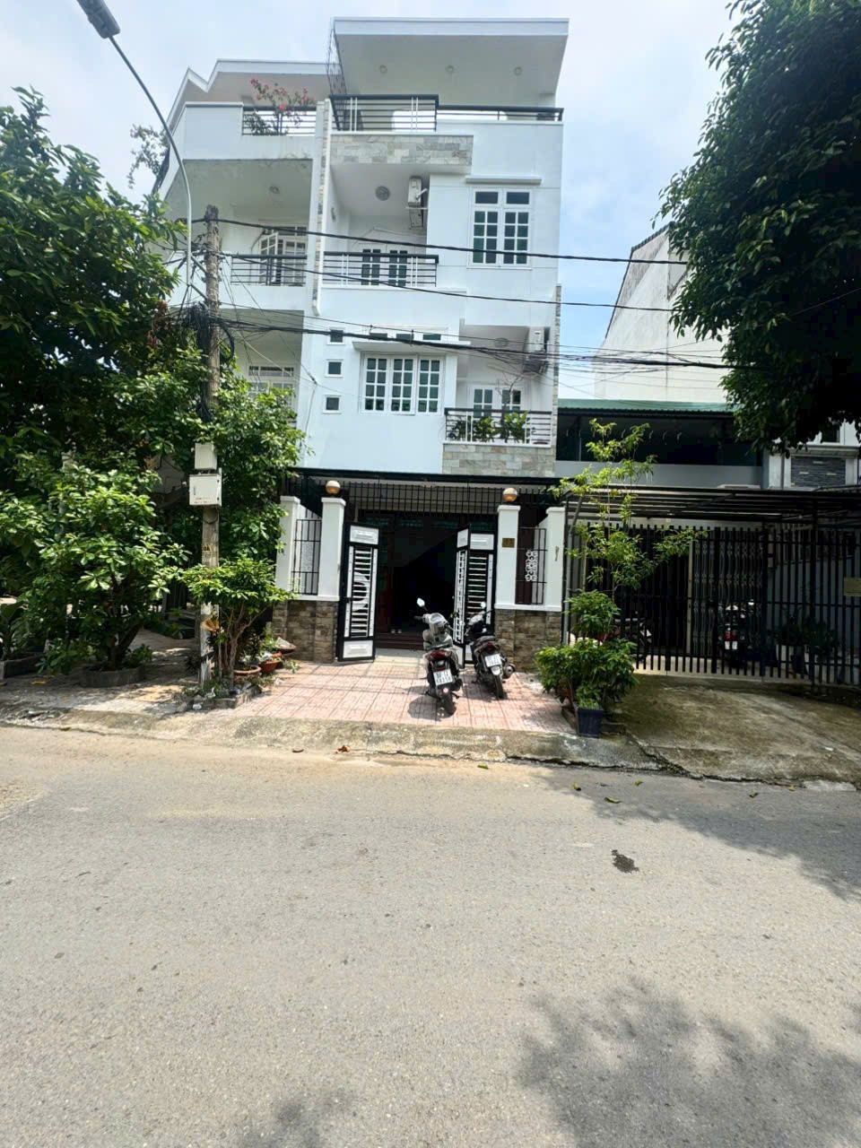 Cần bán Nhà mặt tiền Phường Bình Trưng Đông, Quận 2, Diện tích 100m², Giá 16 Tỷ 4