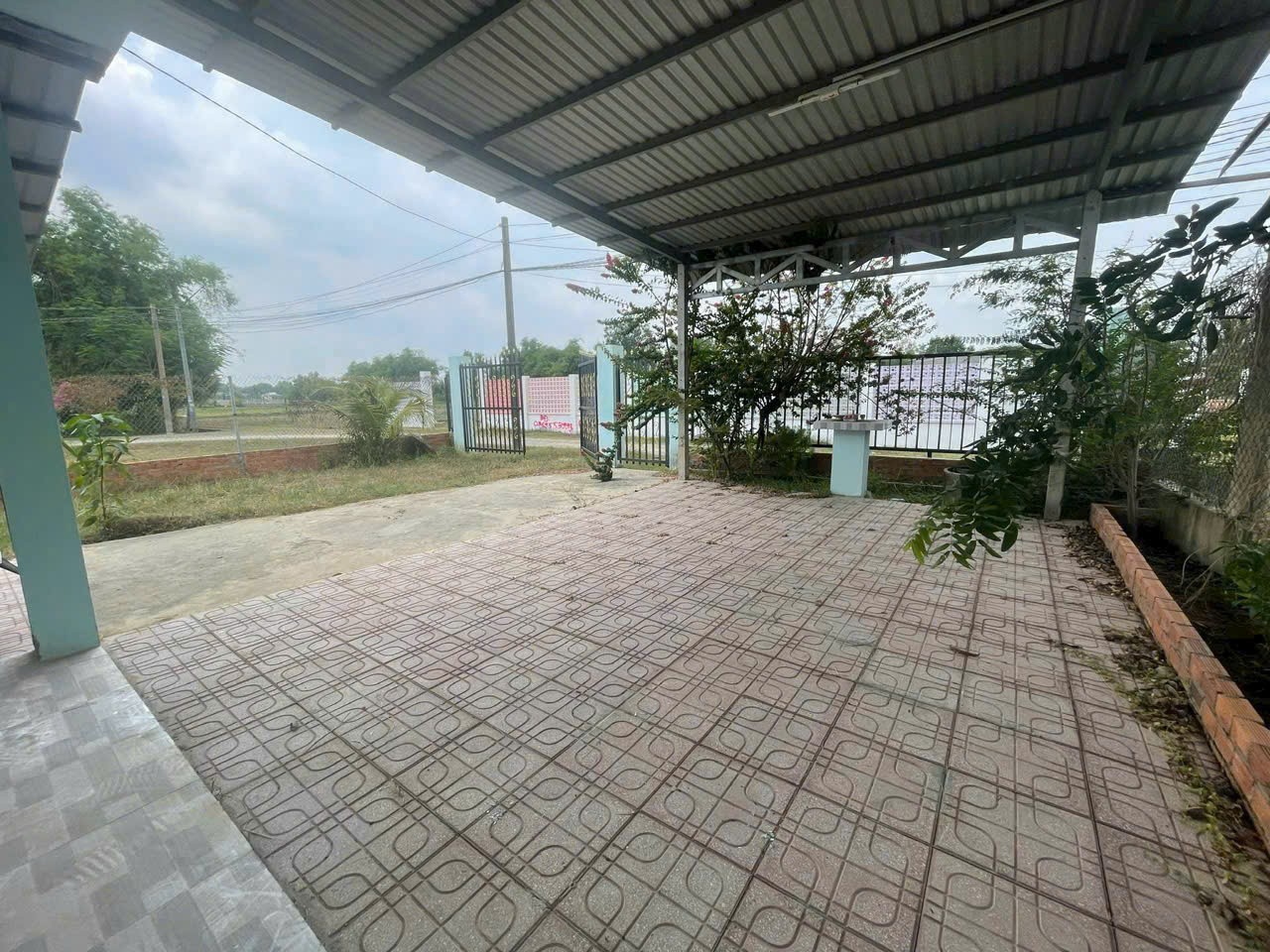 Nhà vườn xã Tân Mỹ,Đức Hòa, Long An tổng dt 1000m2 2pn 1wc giá 2,25 tỷ 2