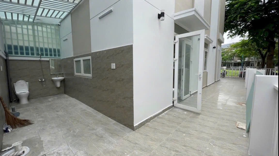 Cho thuê Nhà mặt tiền Phường Phú Hữu, Quận 9, Diện tích 119m², Giá 022 Triệu/tháng 5