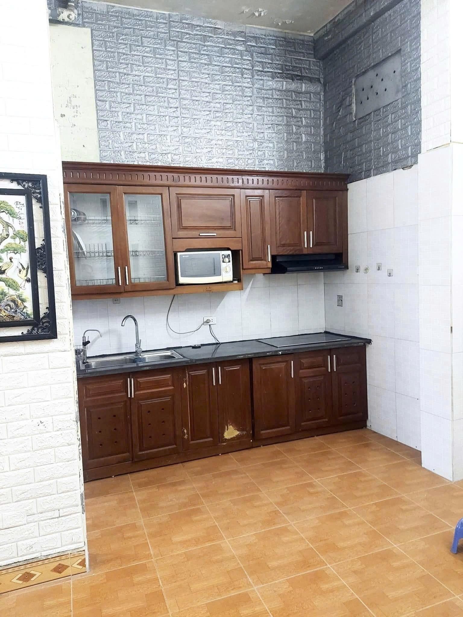 CHO THUÊ NHÀ ĐƯỜNG GIẢI PHÓNG - HOÀNG MAI 3