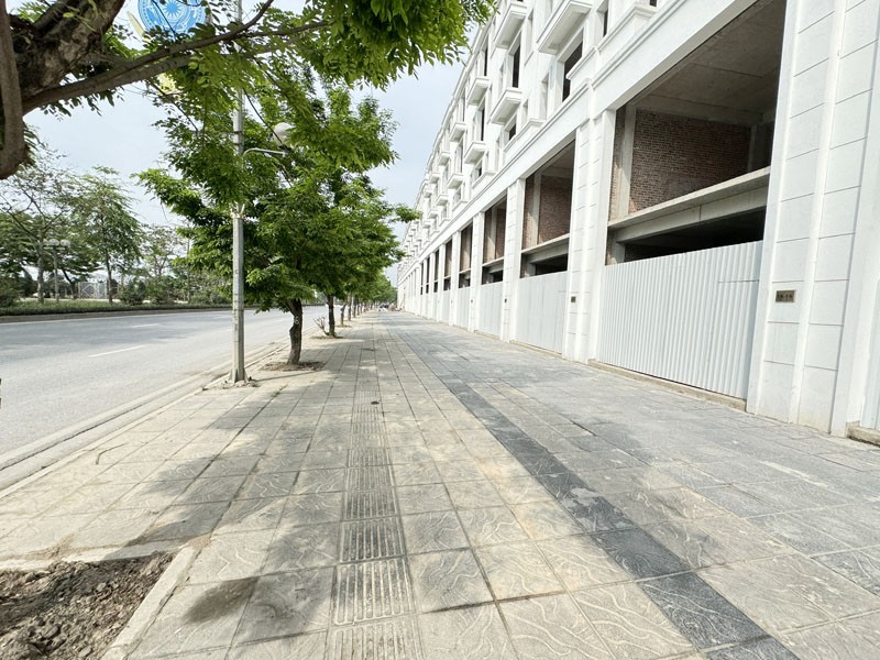 Căn góc Shophouse Mặt Phố Lý Thánh Tông 102,5m2 - Vị Trí Kim Cương, Kế Bên Vinhomes 5