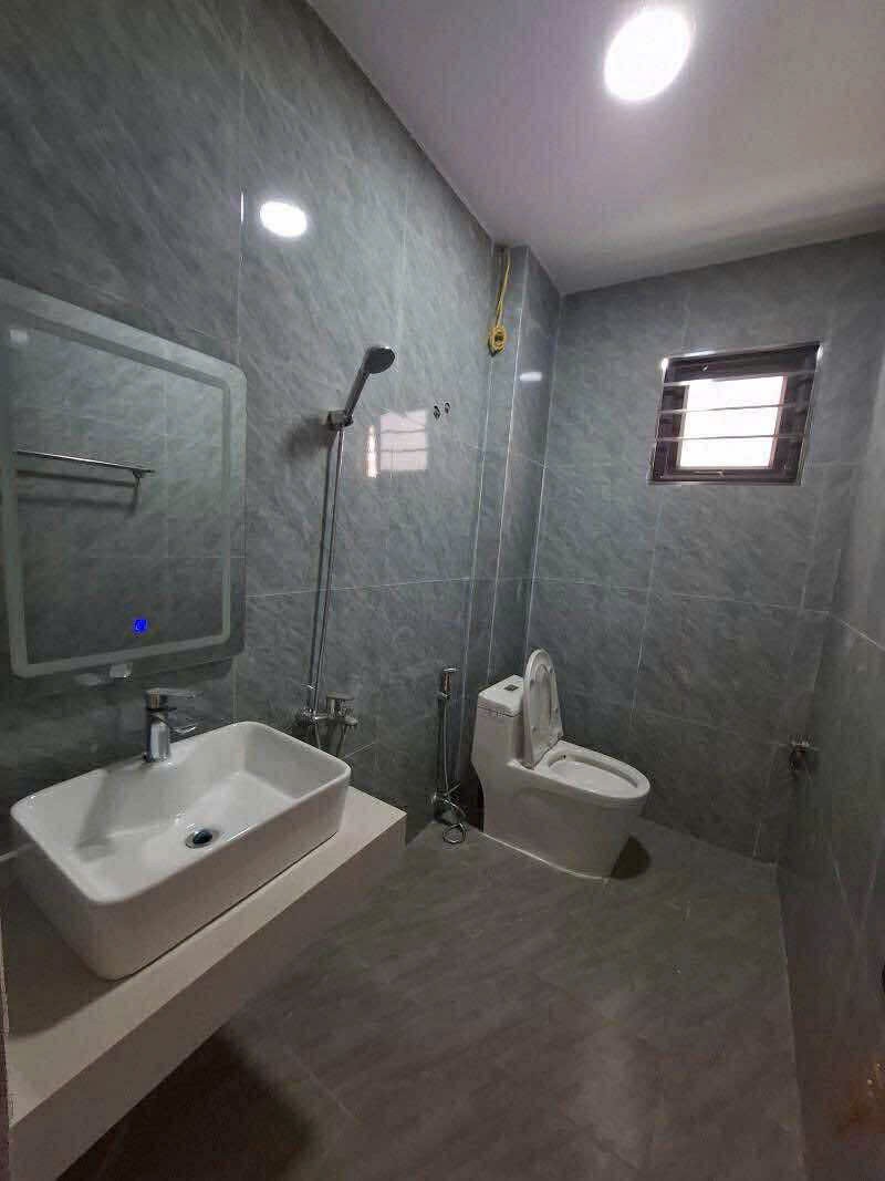 Bán Nhà Lĩnh Nam 32m 5 Tầng 4 Phòng Ngõ Thông Ô Tô Vào Nhà Sổ Đỏ 5