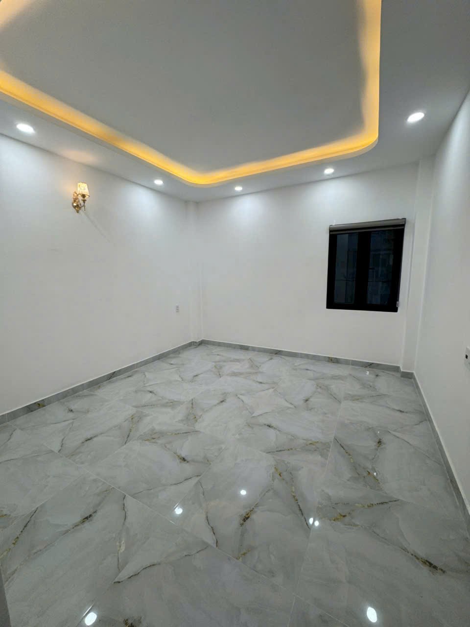 Nhà đẹp hẻm Bình Thành, Bình Hưng Hòa B dt 64m2 3 lầu 5pn 6wc giá 6,5 tỷ 7
