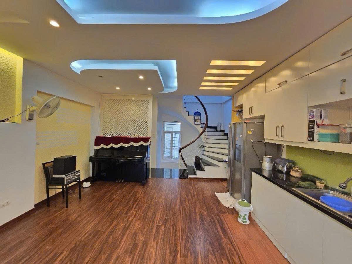SIÊU PHẨM CHDV CỰC HIẾM KHU CHÙA HÀ - ANH EM MẶT PHỐ - Ô TÔ TRÁNH DỪNG ĐỖ TRƯỚC NHÀ - MẤY BƯỚC 2