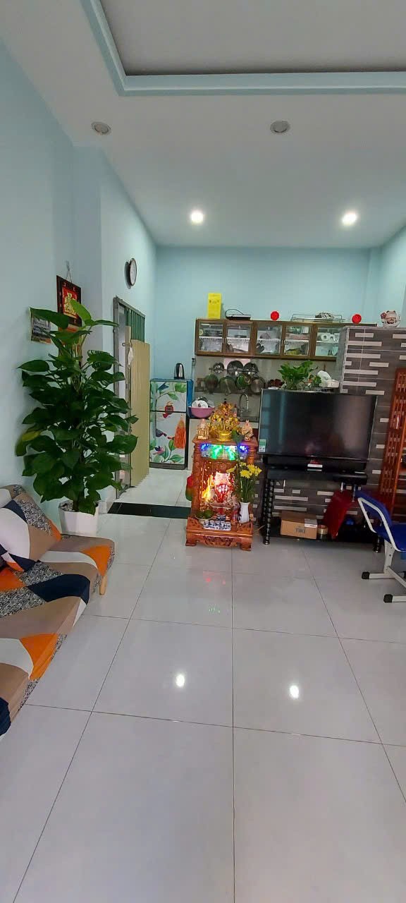 Cần bán Nhà mặt tiền đường 397, Phường Phước Long B, Diện tích 45m², 3