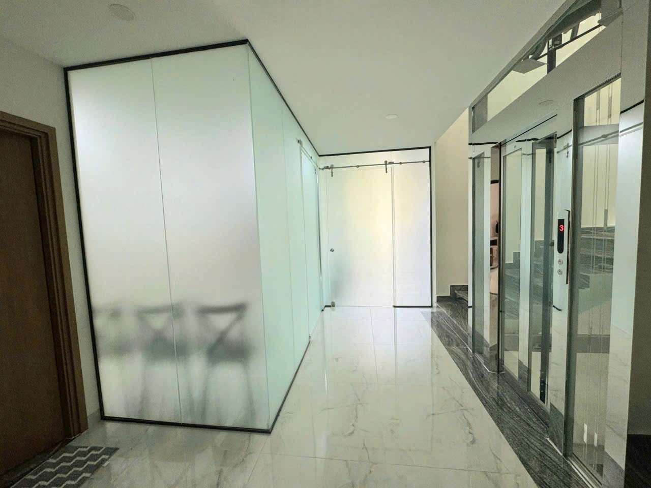 Cần bán Biệt thự Phường Bình Trưng Tây, Quận 2, Diện tích 180m², Giá 85 Triệu/tháng 4