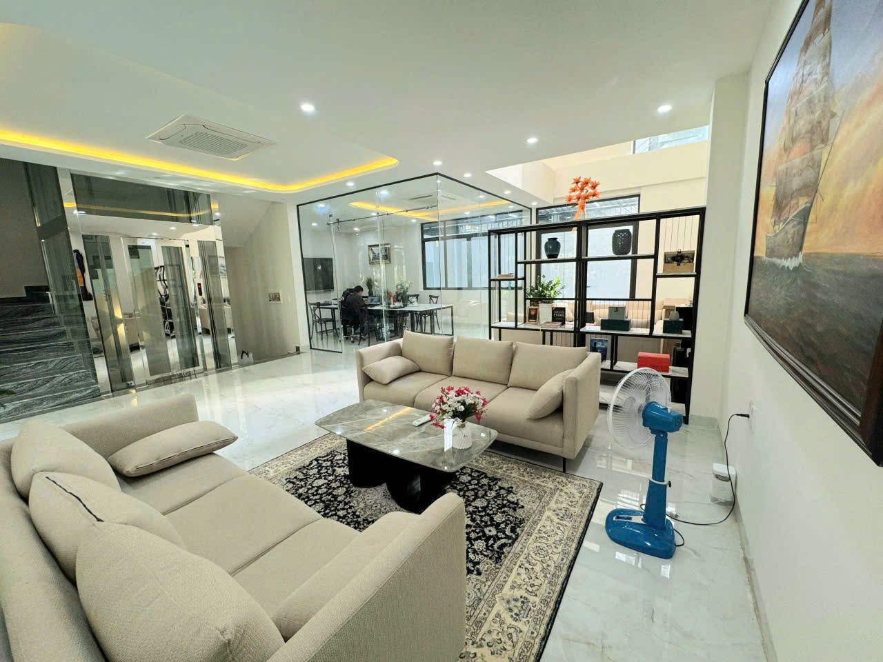Cần bán Biệt thự Phường Bình Trưng Tây, Quận 2, Diện tích 180m², Giá 85 Triệu/tháng