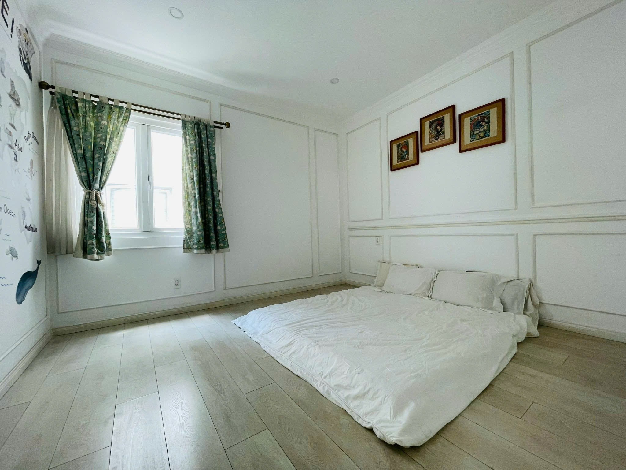 Cho thuê Nhà mặt tiền Phường Phú Hữu, Quận 9, Diện tích 144m², Giá 26 Triệu/tháng 12