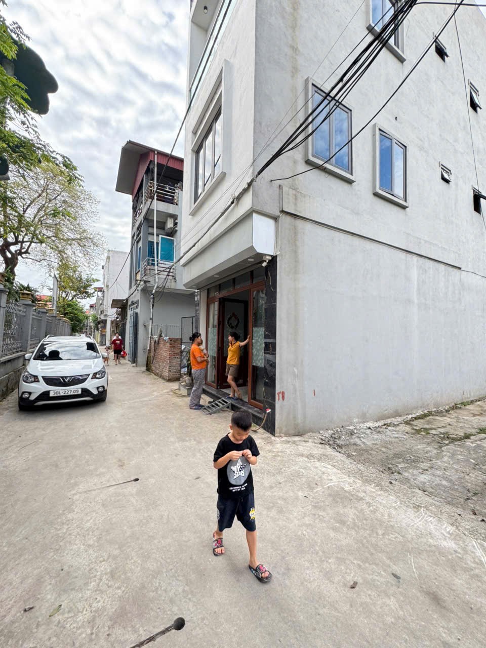 Cơ Hội Hiếm Có: Nhà 3 Tầng Lô Góc Đẹp Nhất Tổ 11 Quang Minh, Mê Linh - Sổ Đỏ Chính Chủ