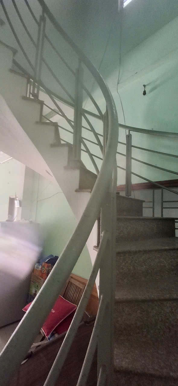 Bán nhà mặt tiền Lê Văn Hiến, Hoà Hải, Ngũ Hành  Sơn, 135m2, 2 tầng, giá 13.5 tỷ 2