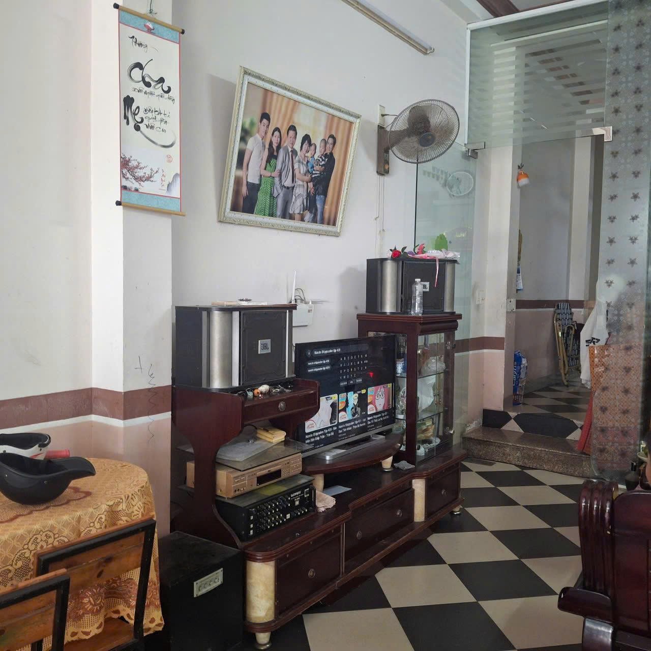 Nhà mặt tiền Hải Châu, đất 90m2, 2 tầng,3 phòng ngủ, giá nhỉnh 7 tỷ. 4