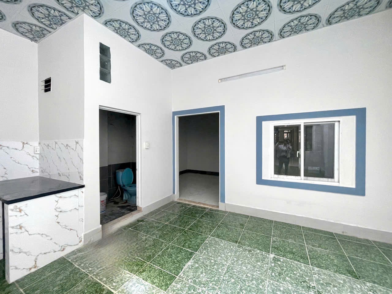 Nhà mặt tiền Lê Thị Bay, xã Tân Thạnh Đông dt 329m2 2 lầu 7pn 3wc giá 5,5 tỷ 6