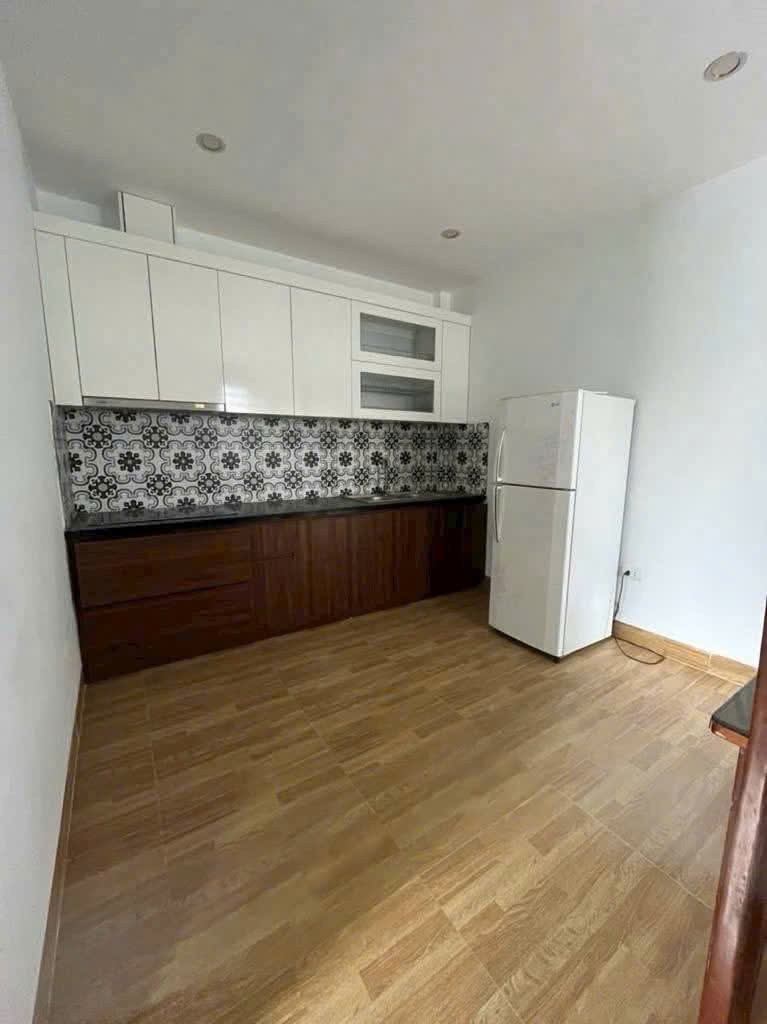 NHÀ ĐẸP LÔ GÓC 42m – 4 NGỦ – GẦN VINHOMES LONG BIÊN – NHỈNH 5 TỶ 5