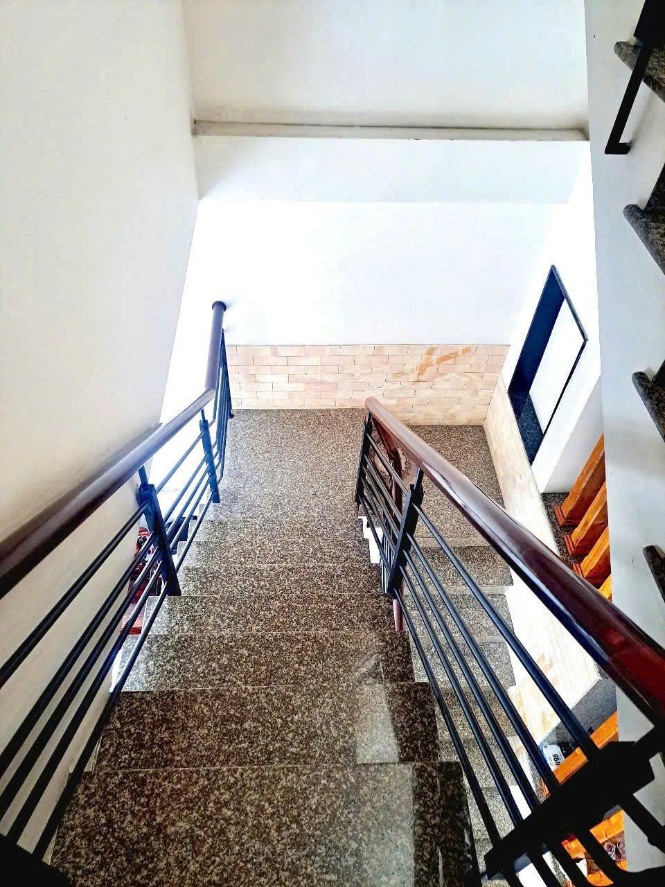 Nhà hẻm Miếu Gò Xoài, Bình Hưng Hòa A dt 81m2 2 lầu 4pn 3wc giá 6,8 tỷ 3