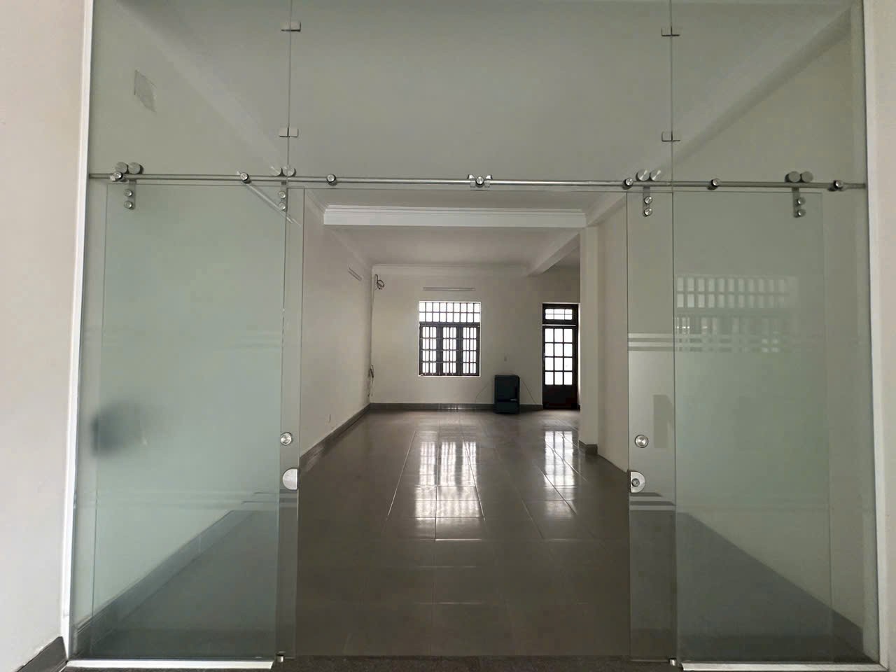 Cho thuê Biệt thự Phường Linh Trung, Thủ Đức, Diện tích 180m², Giá 30 Triệu/tháng 2