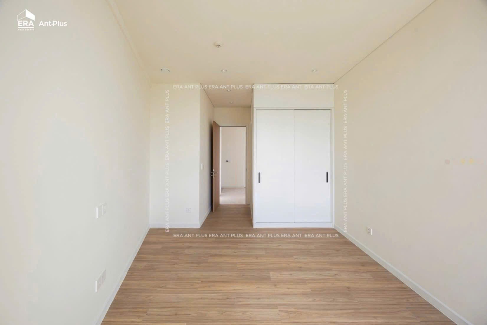 Cần bán Căn hộ chung cư Phường Thủ Thiêm, Quận 2, Diện tích 188m², Giá 43 Tỷ