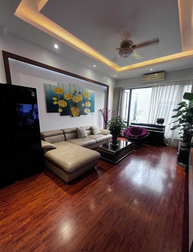 PHÂN LÔ QĐ LAI XÁ  45m² x 5 TẦNG – 2 THOÁNG – Ô TÔ ĐỖ TRÁNH – GIÁ 8.88 TỶ