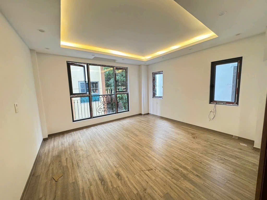 NHÀ MỚI 6 TẦNG – GẦN ĐH MỎ – CỔ NHUẾ 2 – NGÕ Ô TÔ 3