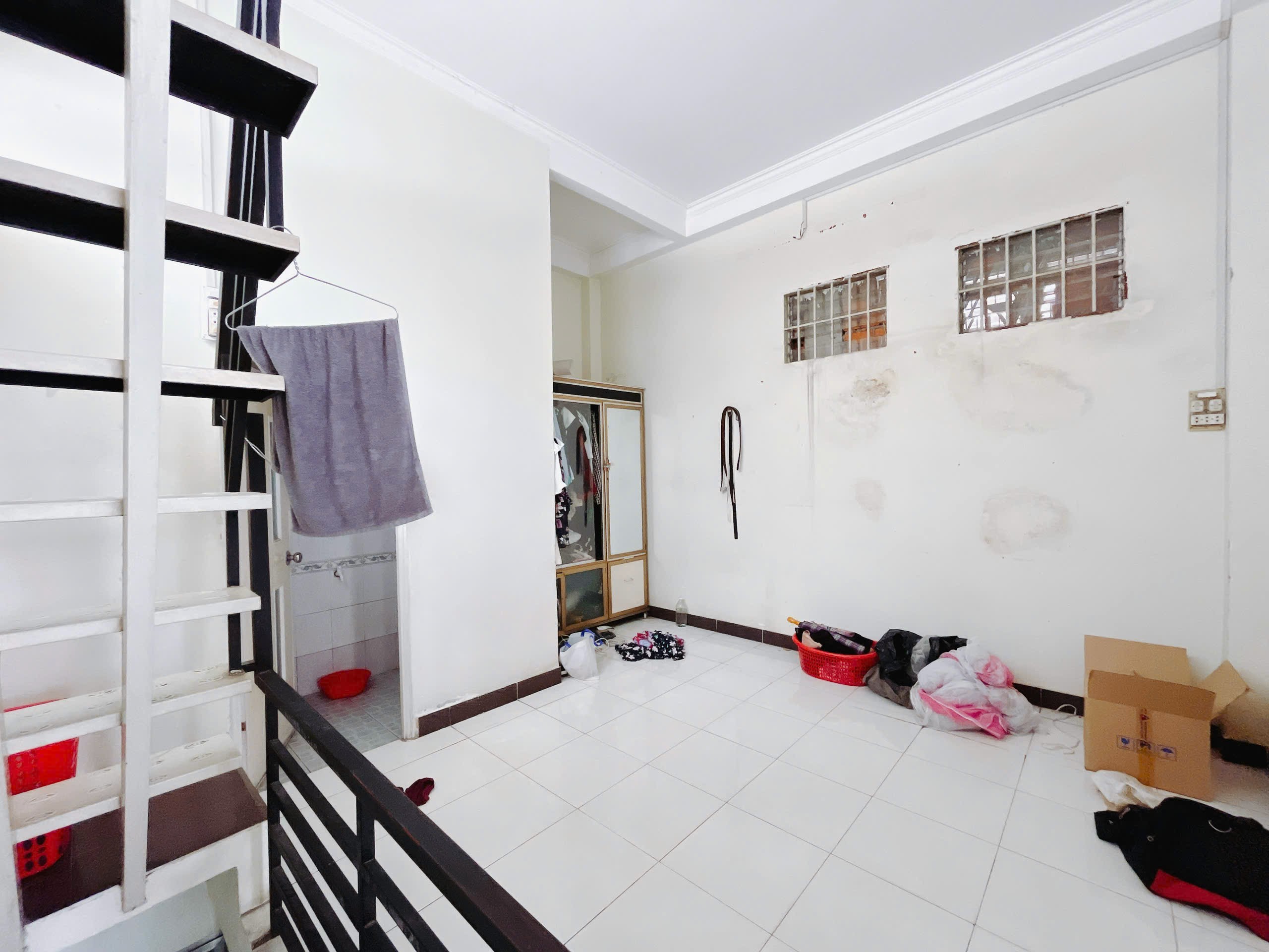 Bán nhà Quận 7 hxh đường số 10 P.Tân Quy , dt 4x9m, 1,5 lầu., Giá 5.8 Tỷ 4