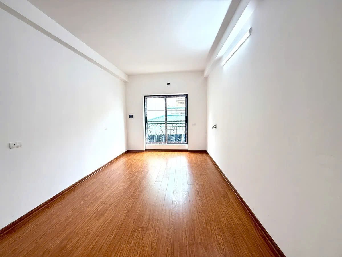 NHÀ ĐẸP MỚI KINH KOONG-NGÕ RỘNG Phúc Lợi 32m2 X 5 tầng,mặt tiền 3.2m, 6.45 tỷ Long Biên. 3