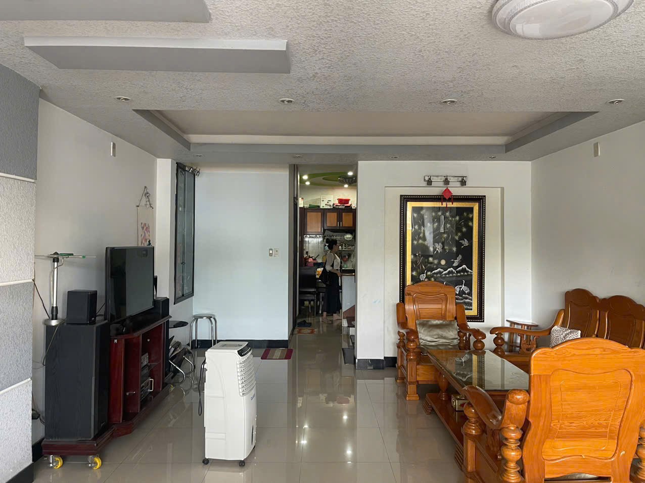 CHO THUÊ NHÀ 4 TẦNG MẶT TIỀN ĐƯỜNG 23/10 PHƯƠNG SƠN=>>Giá thuê 25tr/tháng. Cọc 2 thanh toán