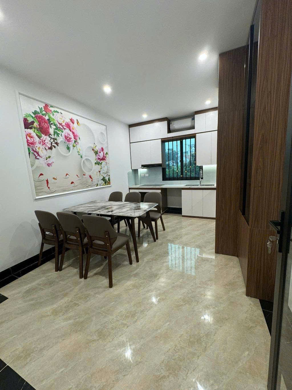 BÁN NHÀ MỚI 6 TẦNG – PHẠM VĂN ĐỒNG – NGÕ RỘNG – THANG MÁY 2